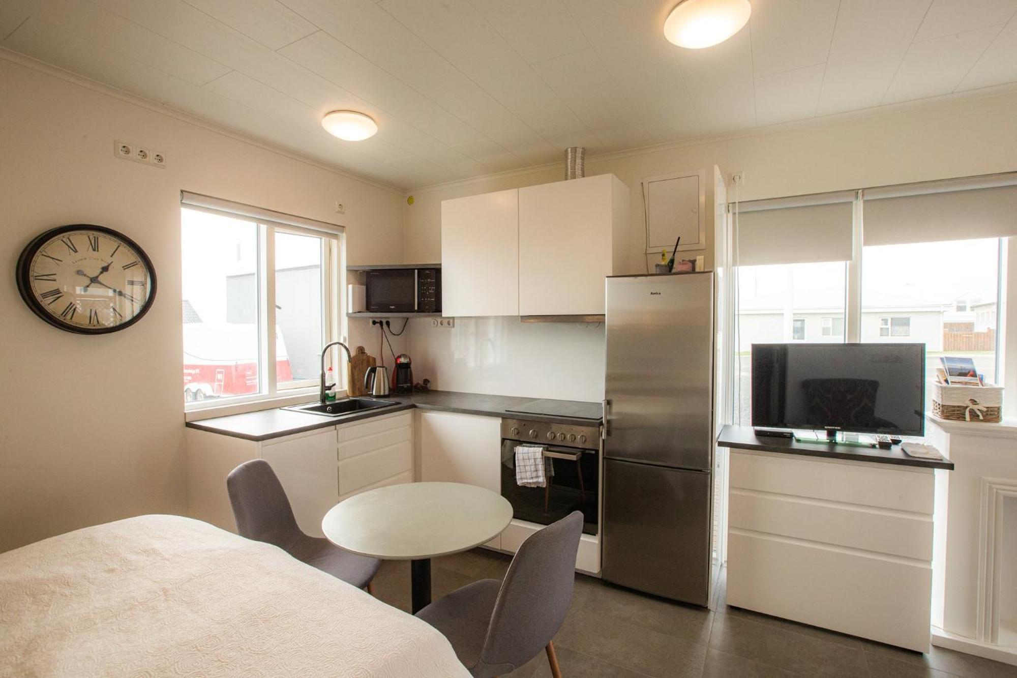 Þórshöfn Cave Apartment المظهر الخارجي الصورة